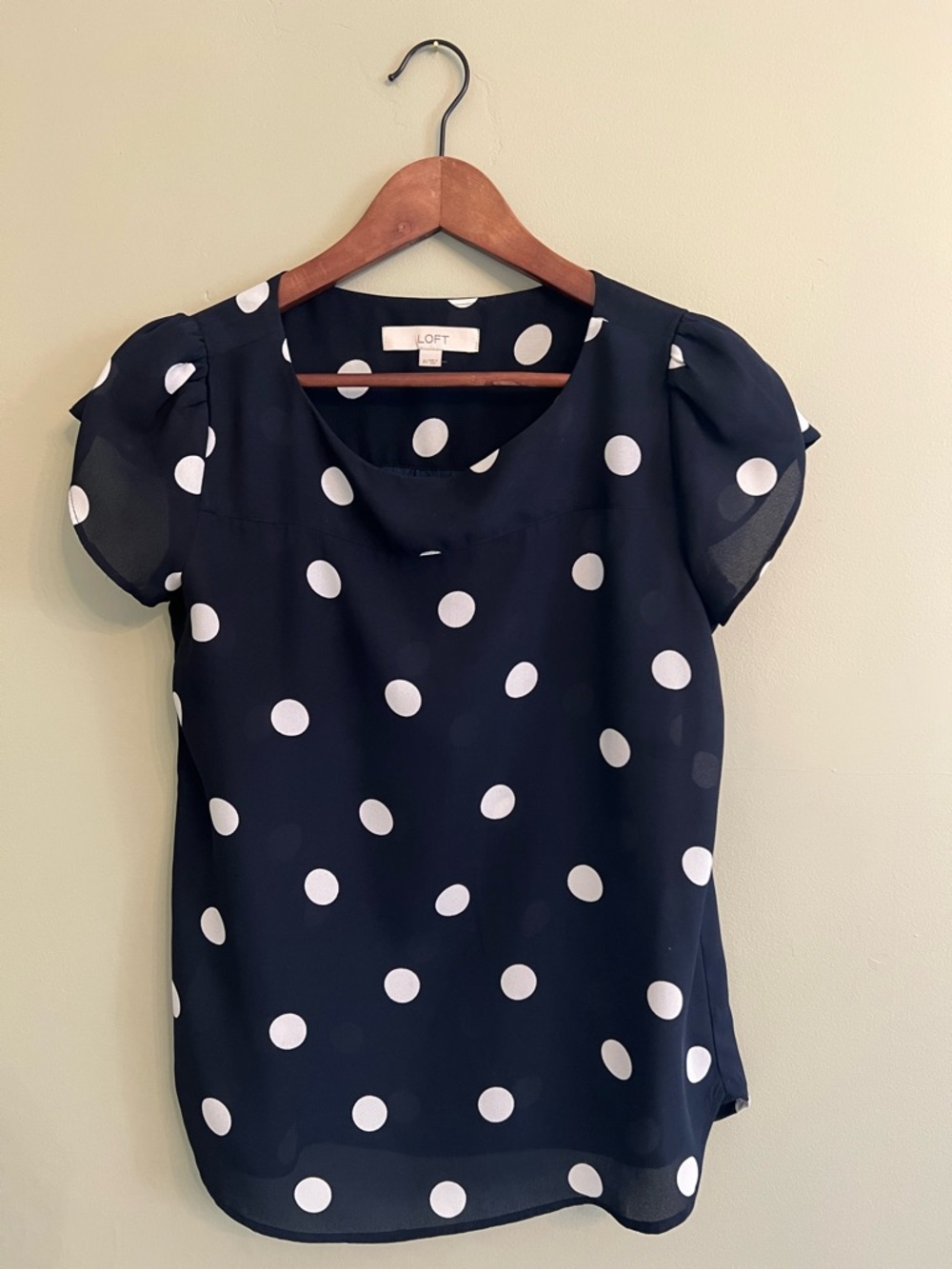 LOFT by Ann Taylor Navy and White Polka Dot Short Sleeve Blouse